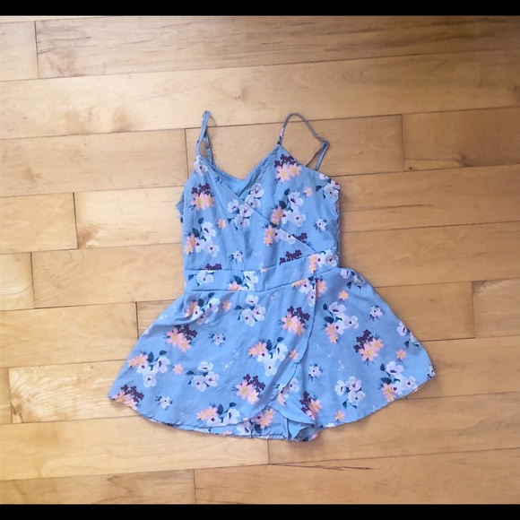 Romper - Picture 2 of 2